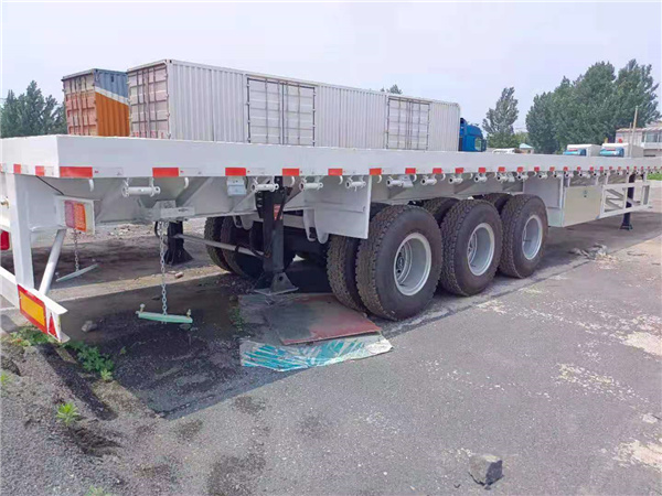 特種大件運(yùn)輸車(chē)